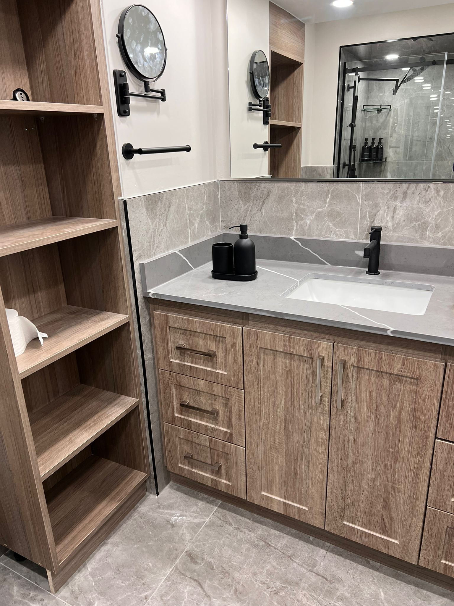 Warm modern vanity by Aim Baaaz Builders
